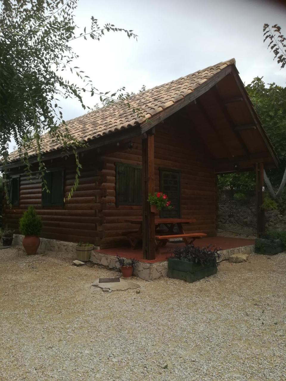Cabana De Madera La Encina Burunchel Exterior photo